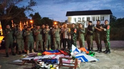 Meresahkan, Petugas Gabungan Amankan Puluhan Layangan