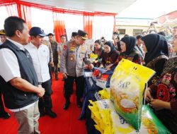 Kapolri Tinjau GPM di Kalbar, 310,25 ton beras SPHP telah Polri distribusikan