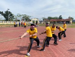 Semarak HUT RI ke-80 , Polres Kubu Raya Gelar Lomba Tarik Tambang