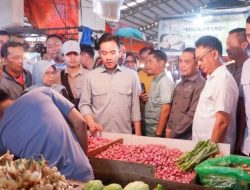 Kapolda Kalbar Dampingi Wapres Gibran Tinjau Pasar Flamboyan
