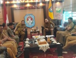 Mendadak, Bupati Sujiwo Gelar Rapat Bersama Camat dan Kades