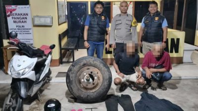 Beraksi di 11 Lokasi, Polres Ketapang Bekuk 2 Spesialis Pencuri Ban dan Velg Truk