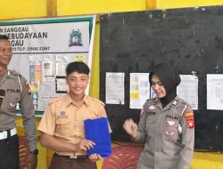 Satlantas Polres Sanggau Tanamkan Budaya Tertib Lalu Lintas Lewat Program Police Go To School