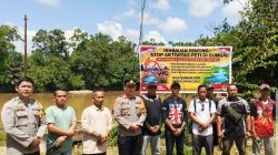Polsek Sandai Polres Ketapang dan Pemdes Pasang Larangan Aktivitas PETI di Sungai Pawan