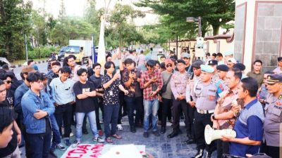 Polda Kalbar Menerima Aksi Damai Mahasiswa, Kegiatan berjalan Tertib dan Kondusif
