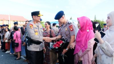 Kapolda Kalbar Pimpin Kenaikan Pangkat 1.122 Personel Polri