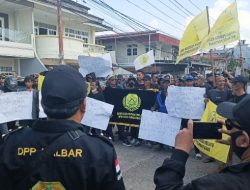 BPM Kalbar Demo Tiga Kantor PLN, Soroti Pemadaman Listrik Berulang