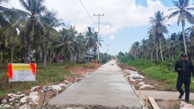 Jalan Poros Sungai Jawi Mulai Dibangun, Warga Apresiasi Bupati Sujiwo